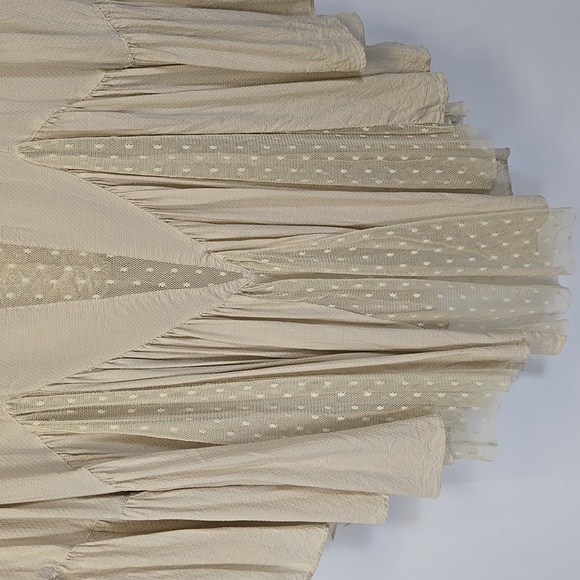 Free People Flowy Bell Sleeve Top - Size Medium - Picture 9 of 14